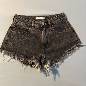 PacSun high rise festival jean shorts dark gray wash size 23 pacsun